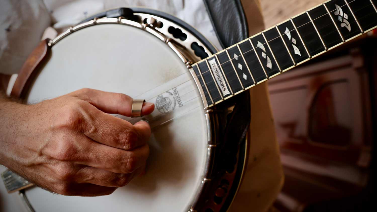 The Four Essential 5-String Banjo Rolls